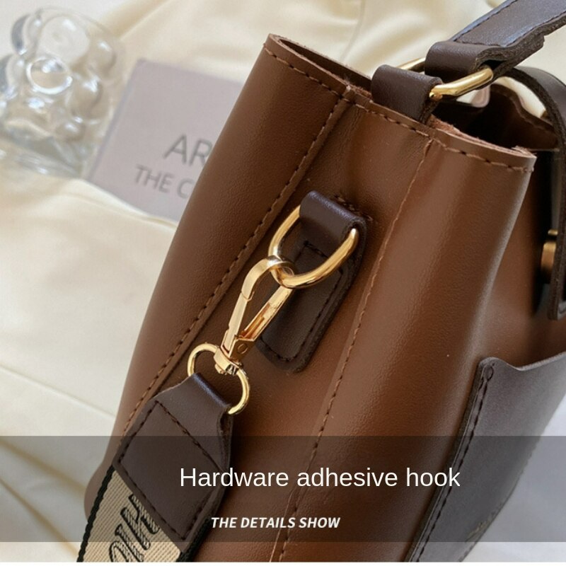 Retro Shoulder Bag Women's