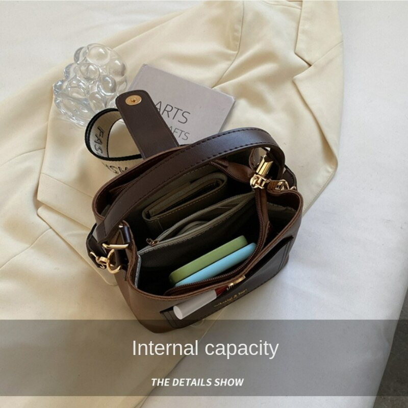 Retro Shoulder Bag Women's
